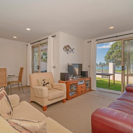 Tairua Waterfront Retreat - Tairua Apartment Ngoại thất bức ảnh