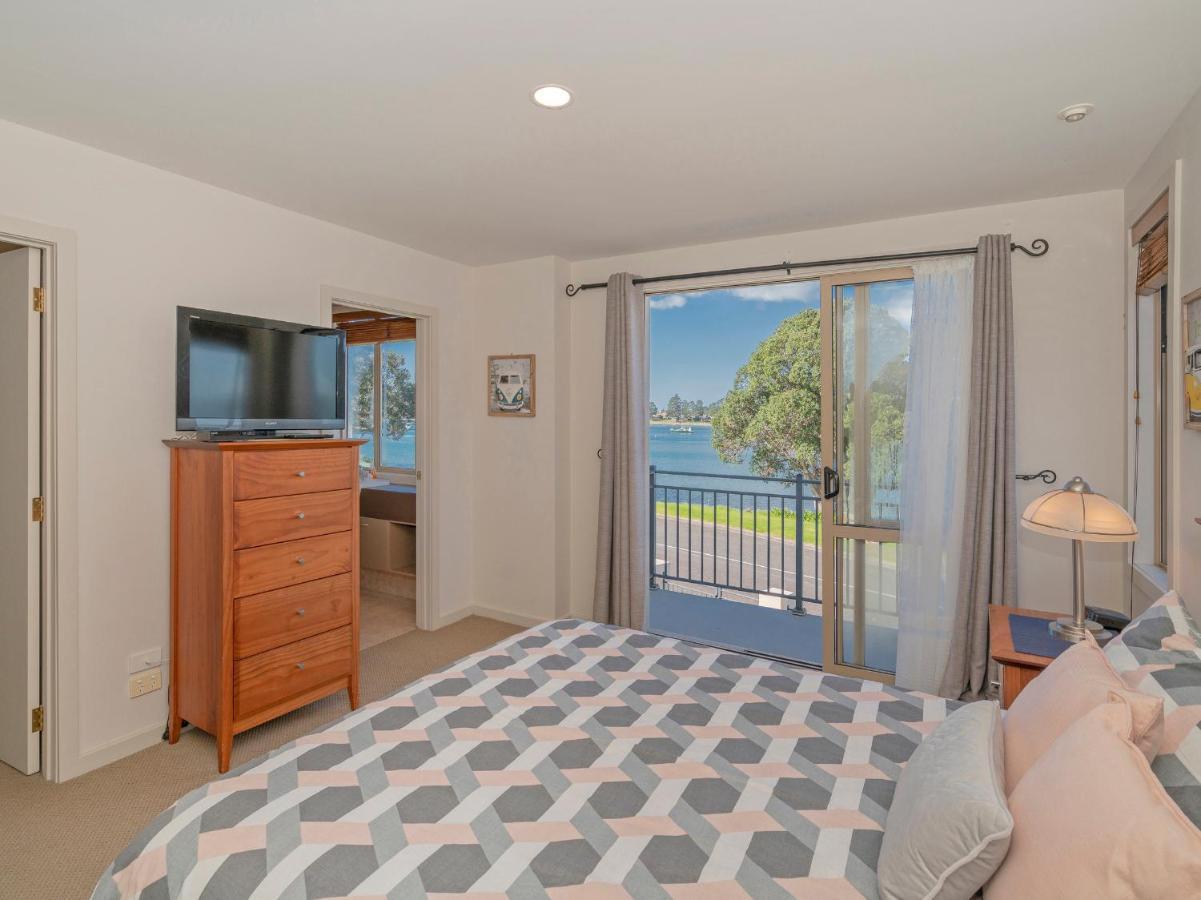 Tairua Waterfront Retreat - Tairua Apartment Ngoại thất bức ảnh