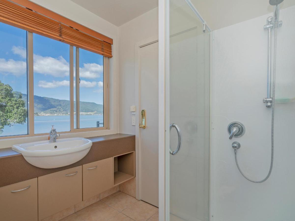 Tairua Waterfront Retreat - Tairua Apartment Ngoại thất bức ảnh
